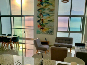 Duplex en condominio cerca a playa/casco histórico